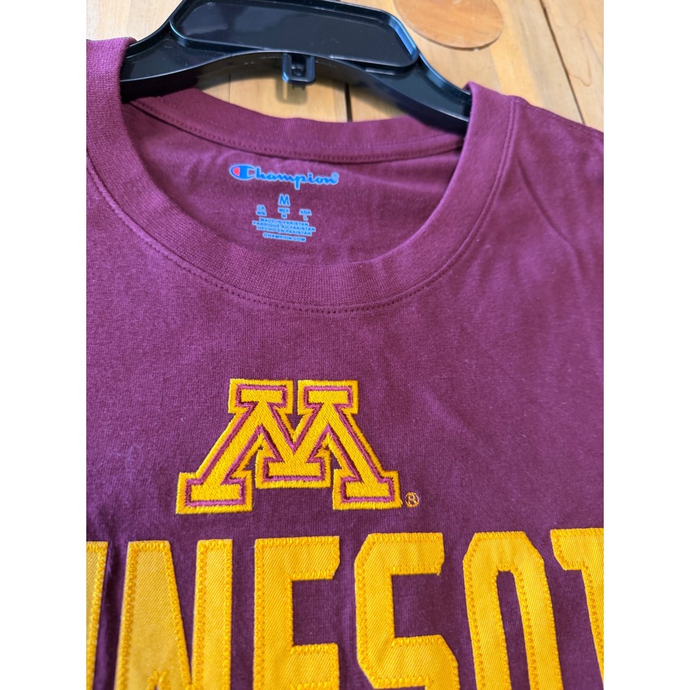 Champion Minnesota Golden Gophers Maroon Embroidered T-Shirt Mens Medium NWT - Picture 3 of 7